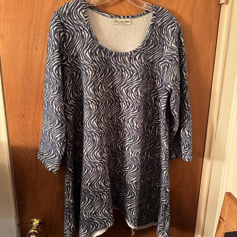 Chico's Navy and White Zebra Pattern Long Sleeve Top